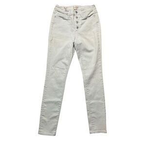 Universal Thread Light Blue High Rise Skinny Jeans - Size 26 / 2